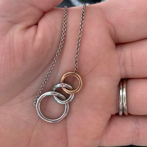 Miracle links necklace